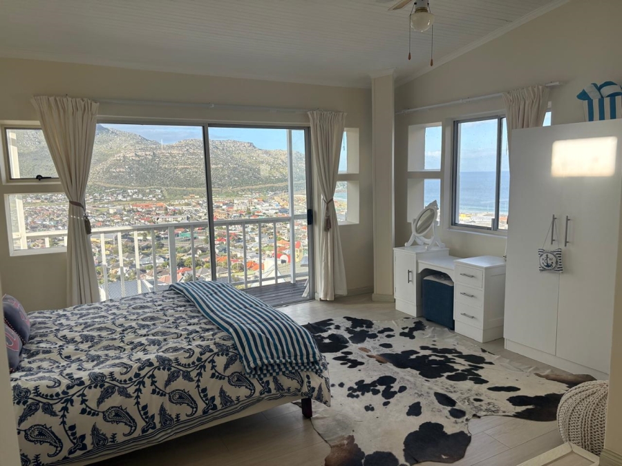 To Let 1 Bedroom Property for Rent in Fish Hoek Western Cape